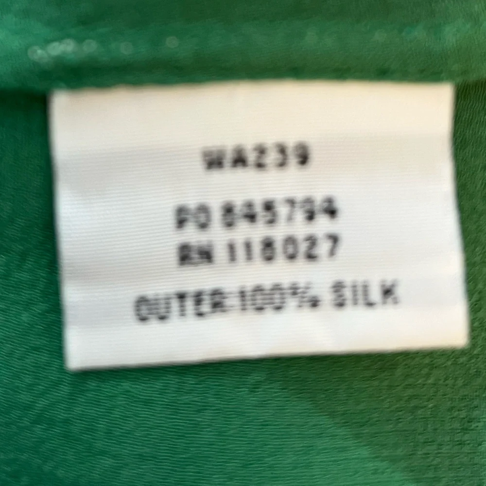 Boden Green Ruffled 100% Silk Blouse Short Sleeve semi Fitted Women’s 12 - Picture 9 of 11